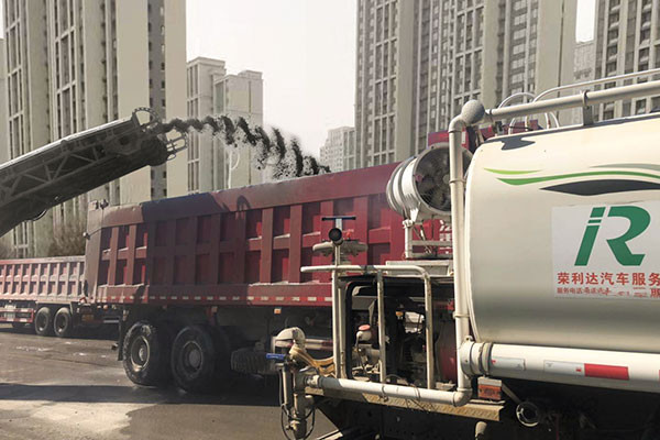 濟(jì)南挖掘機(jī)進(jìn)行租賃要知道哪些事項(xiàng)？